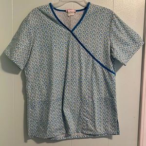 CHEROKEE Women’s Scrub Top